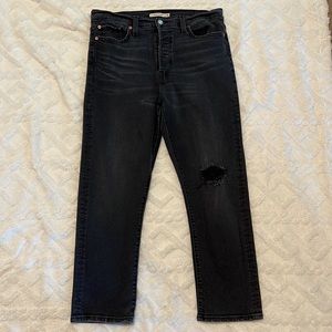 Levi’s size 32 black wedgie straight jean